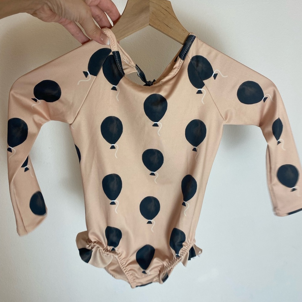 New Ballon rashguard